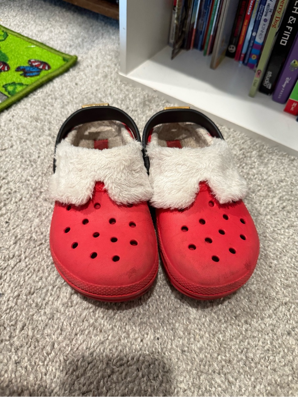 Boys croc size 2 youth